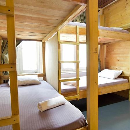 Jay'S Bunks-Kandy Hostel (Adults Only) Екстериор снимка