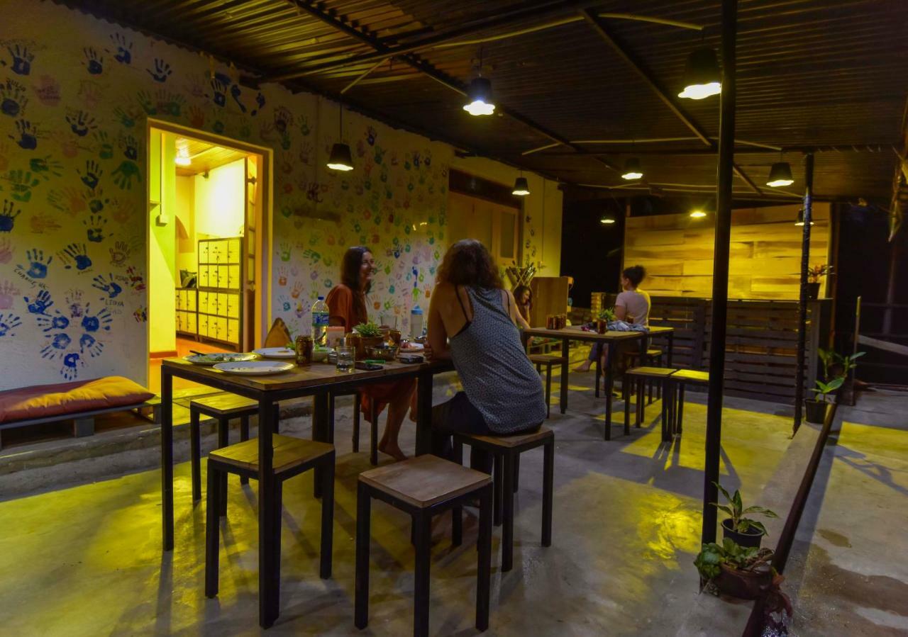 Jay'S Bunks-Kandy Hostel (Adults Only) Екстериор снимка